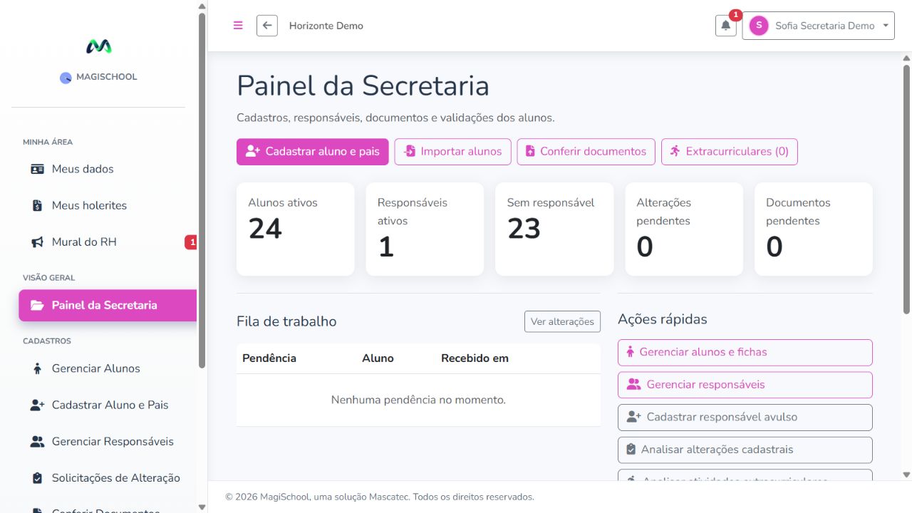 Painel da Secretaria no ambiente demonstrativo do MagiSchool